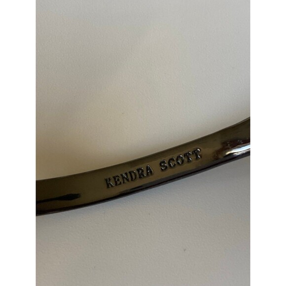 Kendra Scott Arden open pinch cuff Bracelet - Picture 5 of 5